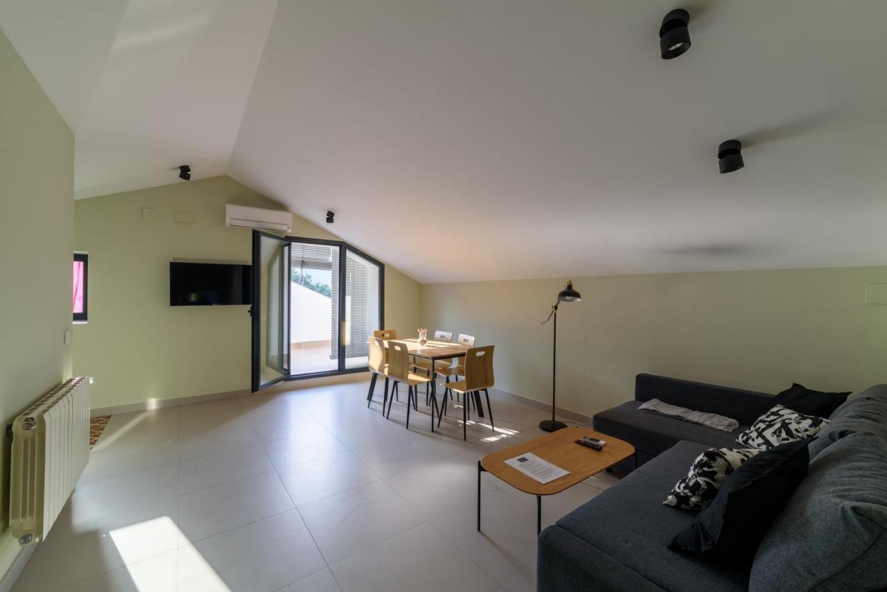 Apartamentos Rurales La Gloria De Yuste Хараис-де-ла-Вера Экстерьер фото
